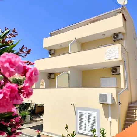 Apartments With Parking Space Primosten - 27854 Apartment